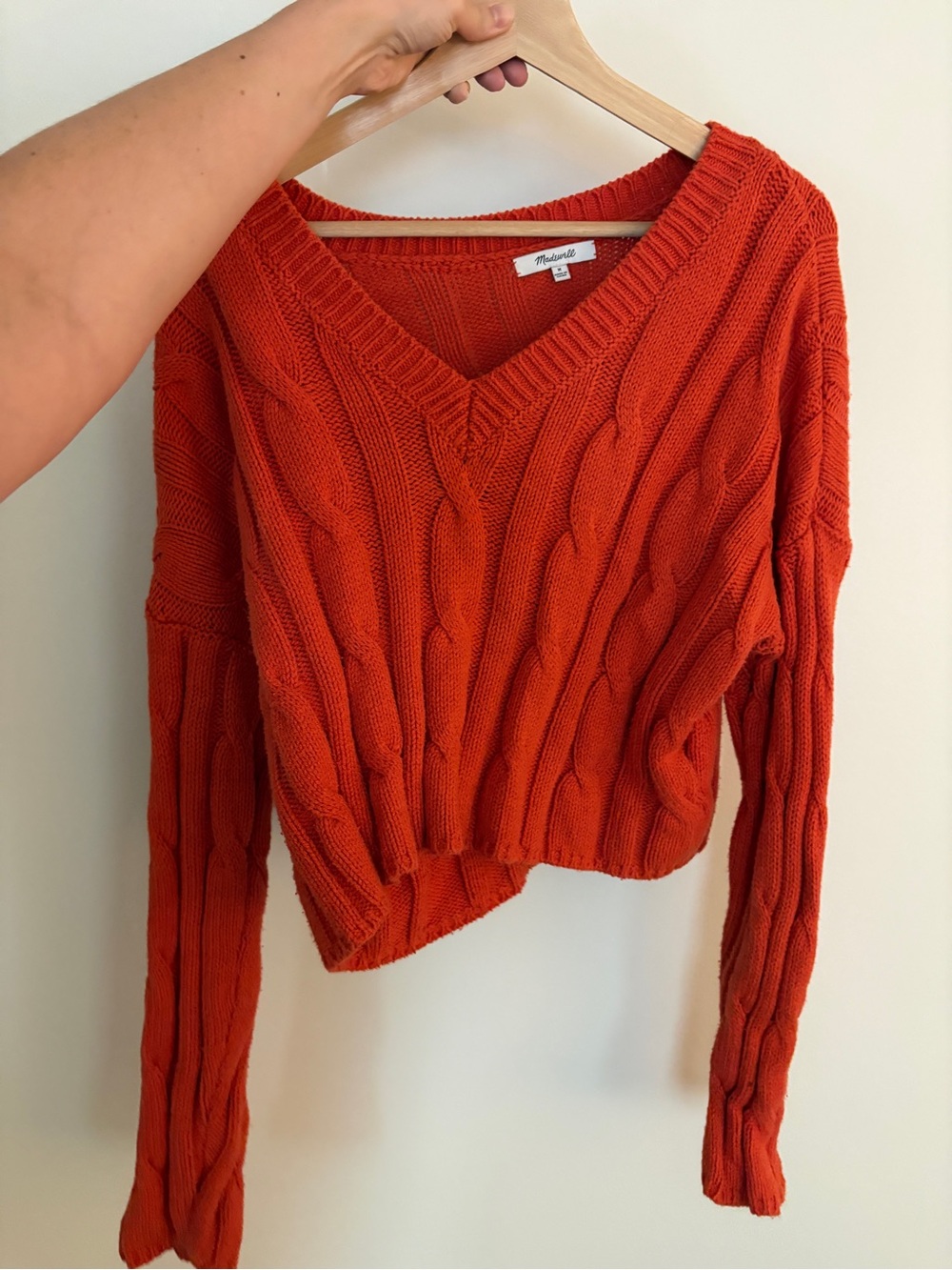 Madewell Cropped V-Neck Cable Knit Sweater in Orange
